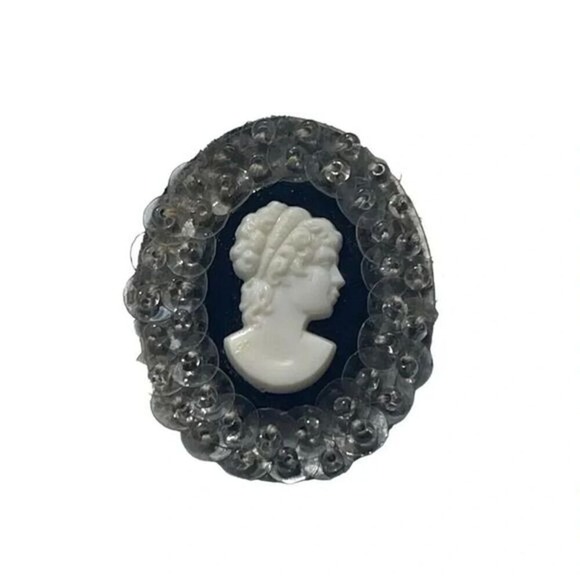 Cameo Brooch Pin Oval Sequin Trim Elegant Classic Style Women's Jewelry - Picture 2 of 5